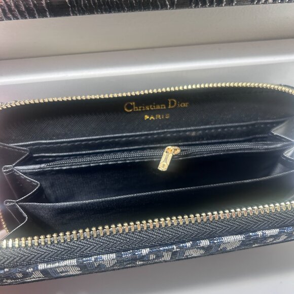 Christian Dior Women Wallet Beige - Picture 7 of 7